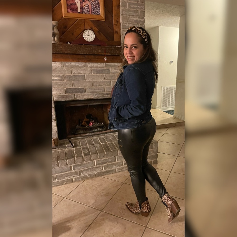 Meet your Posher, Diana